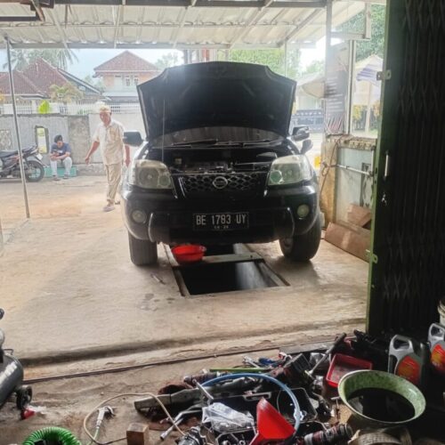 Galeri Bengkel Mobil RR (30) Galeri Bengkel Mobil RR (30)