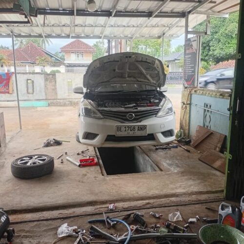 Galeri Bengkel Mobil RR (33) Galeri Bengkel Mobil RR (33)