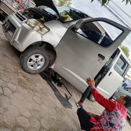 Galeri Bengkel Mobil RR (47) Galeri Bengkel Mobil RR (47)