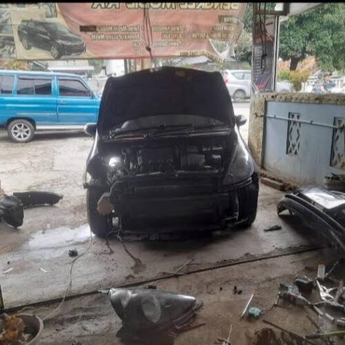 Galeri Bengkel Mobil RR (5)